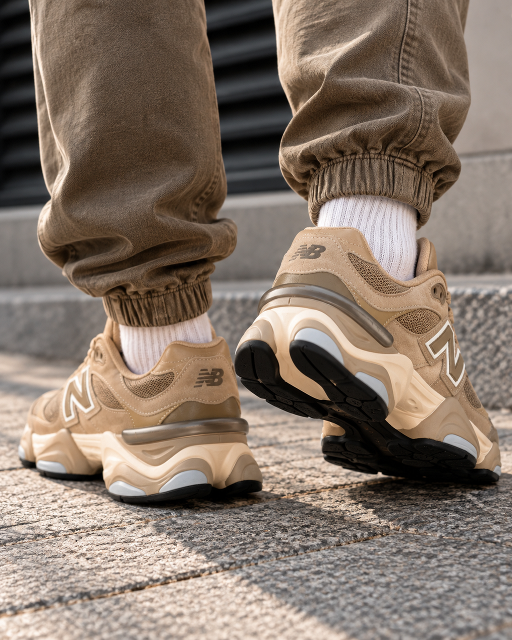 New Balance 9060 – Unisex Chunky Lifestyle Sneakers