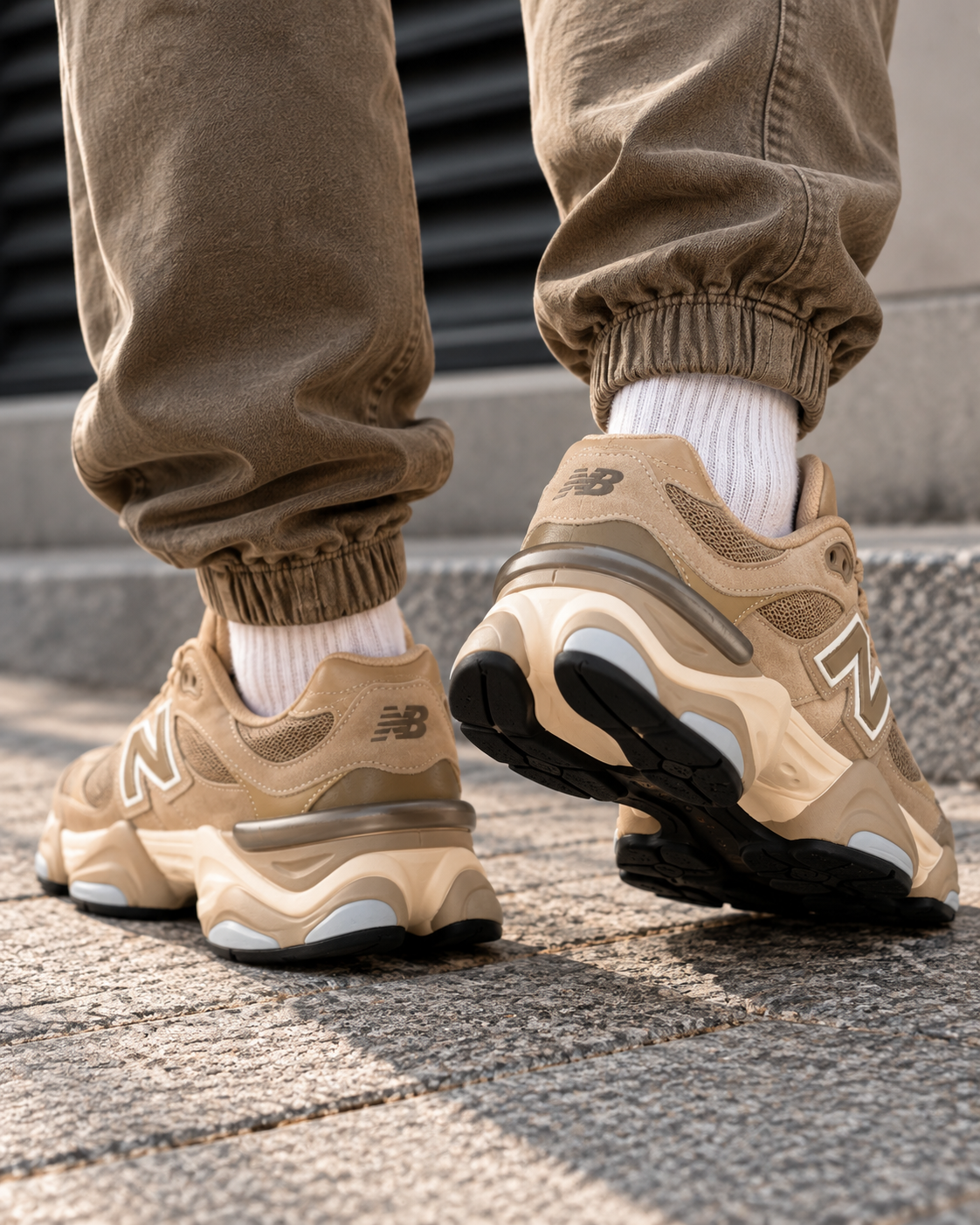 New Balance 9060 – Unisex Chunky Lifestyle Sneakers