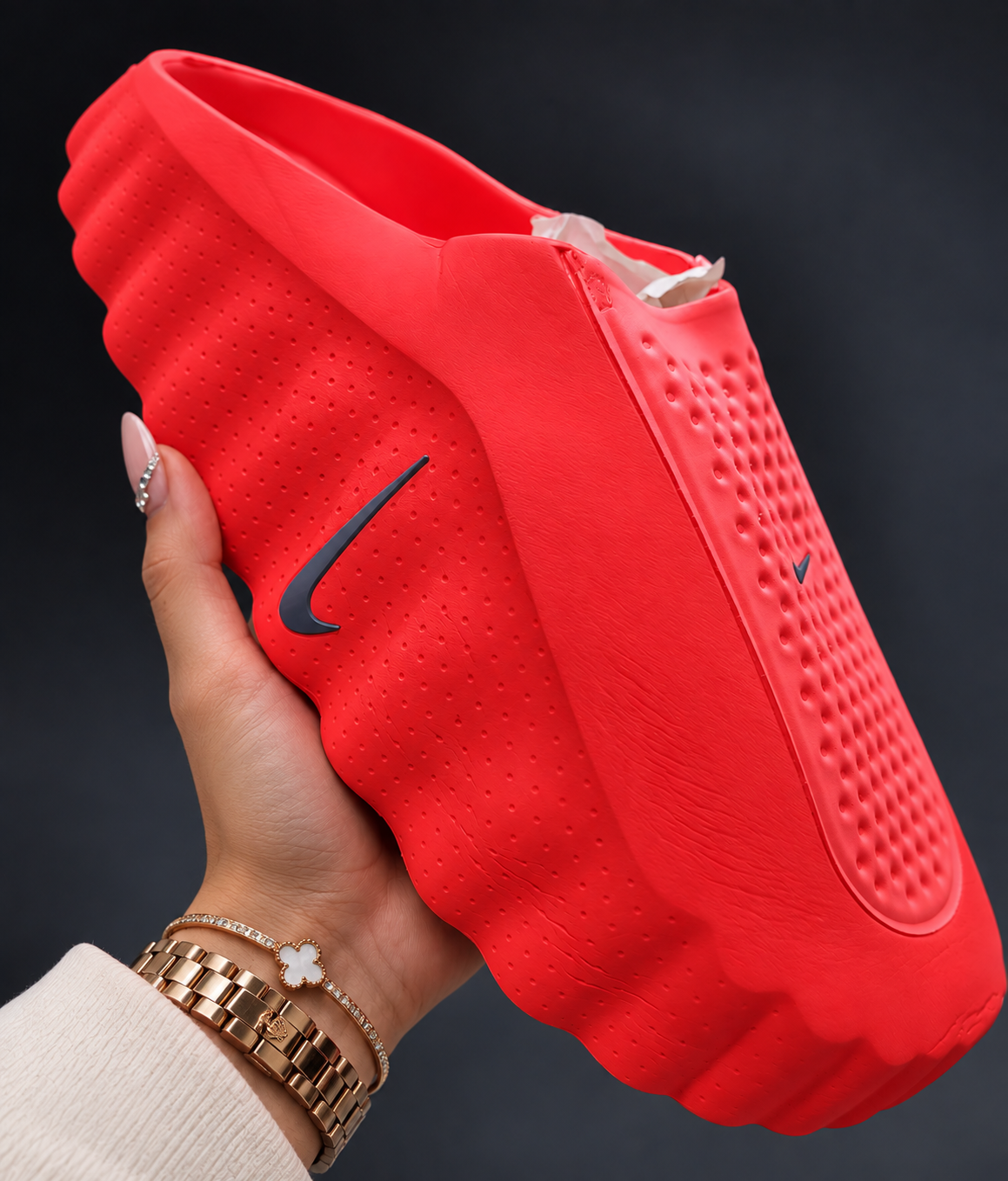 Nike Mind 001-Solar Red